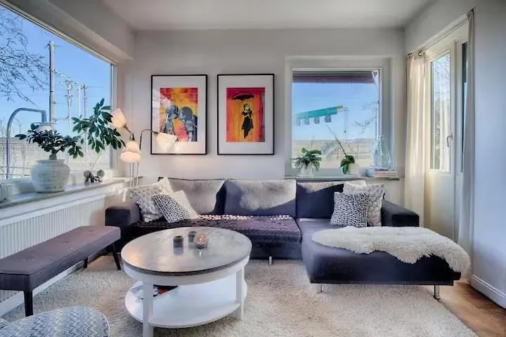 Villa Spacious 5 Bedroom House In Stockholm