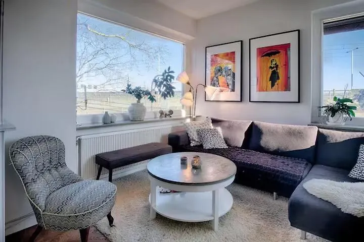 Spacious 5 Bedroom House In Stockholm Villa